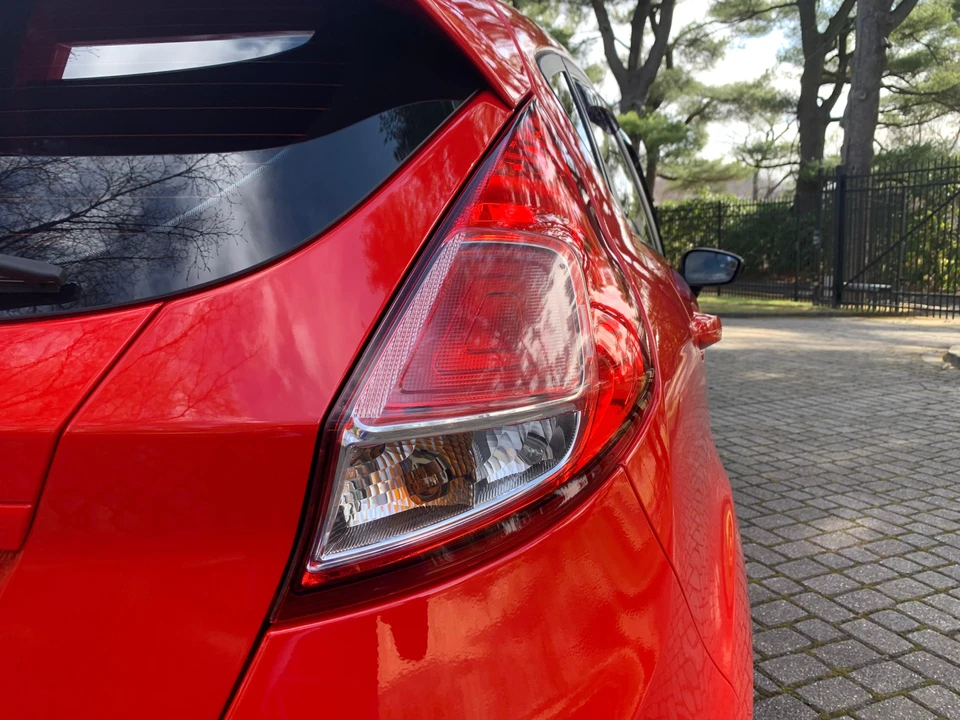 2014 Ford Fiesta - Image 17 of 21