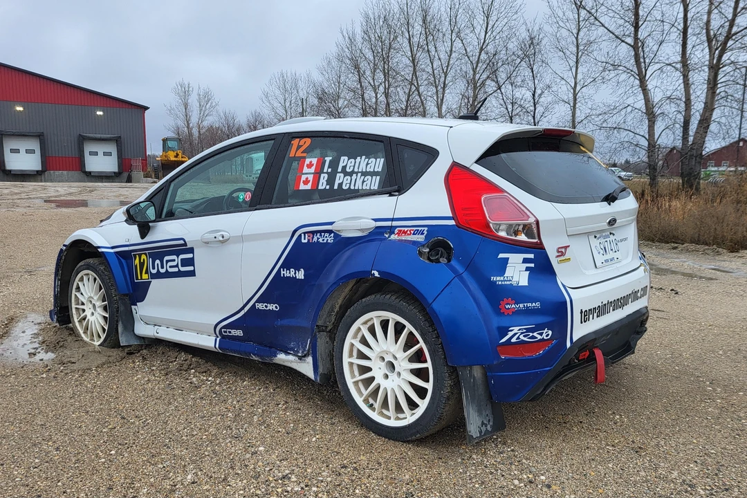 2014 Ford Fiesta - Image 11 of 31