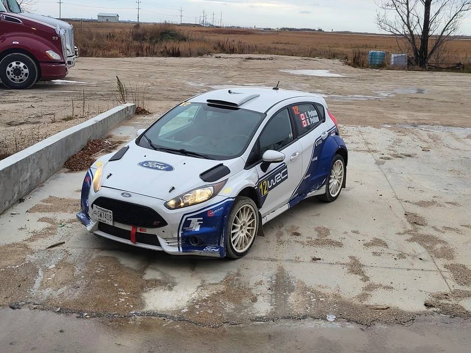 2014 Ford Fiesta - Image 7 of 31