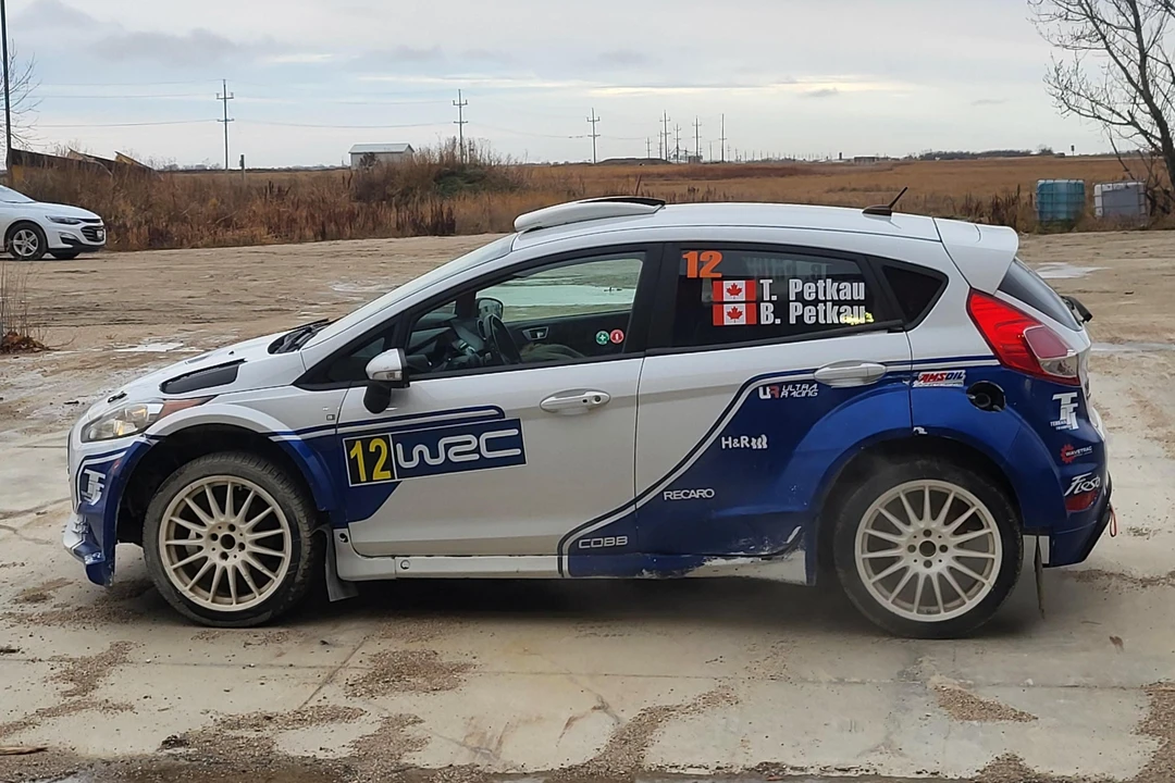 2014 Ford Fiesta - Image 3 of 31