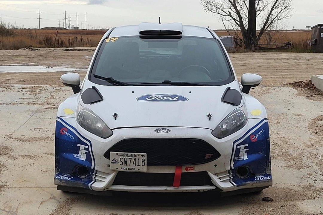 2014 Ford Fiesta - Image 2 of 31