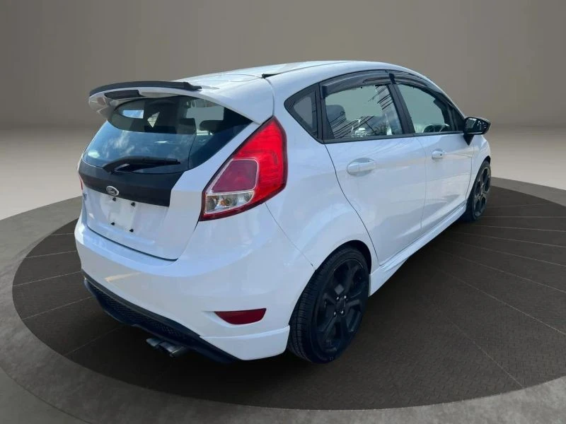 2014 Ford Fiesta - Image 5 of 12