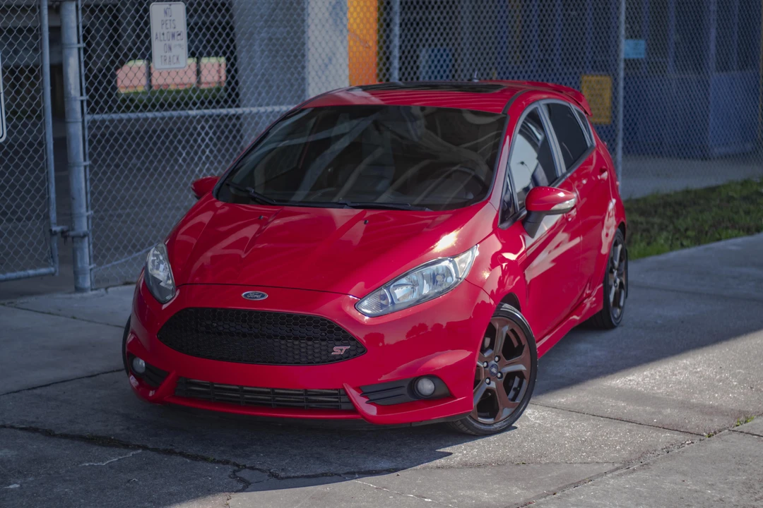 2014 Ford Fiesta - Image 2 of 2