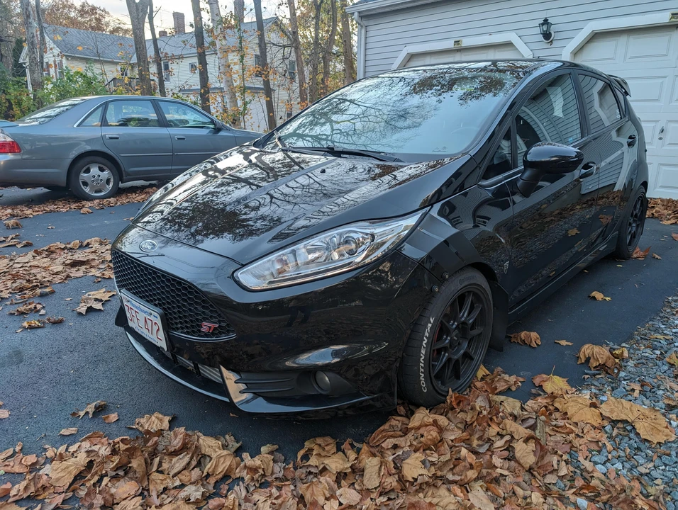 2014 Ford Fiesta - Image 9 of 31