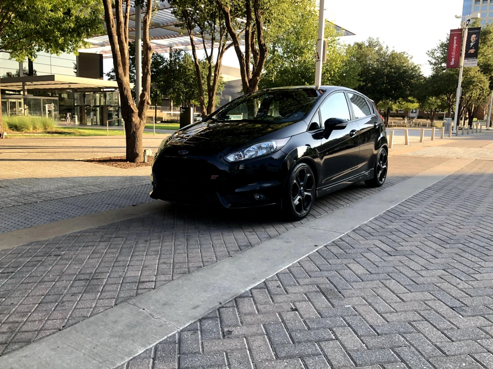 2014 Ford Fiesta - Image 12 of 31
