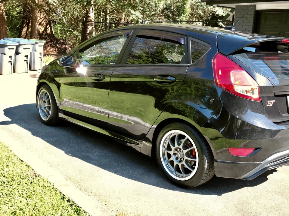 2014 Ford Fiesta - Image 14 of 31