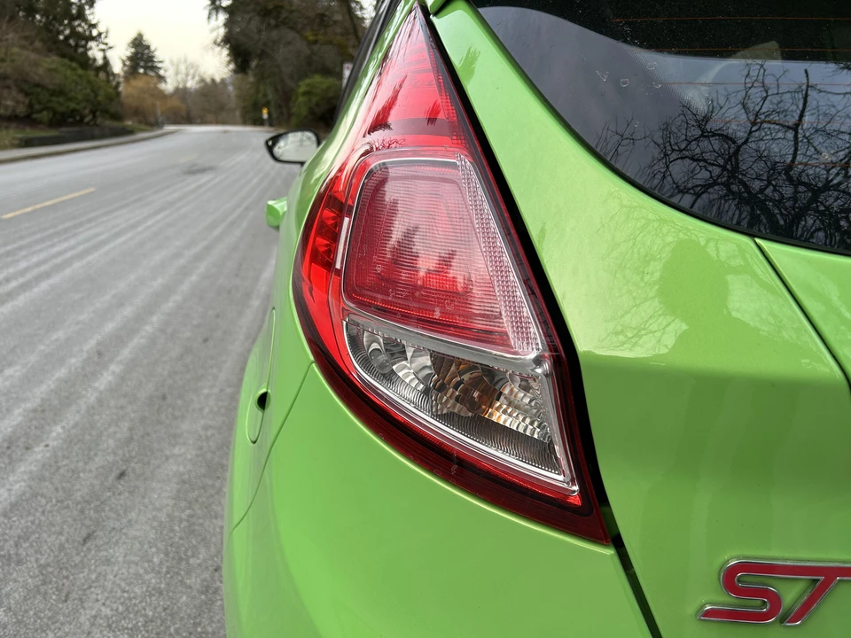 2014 Ford Fiesta - Image 16 of 31