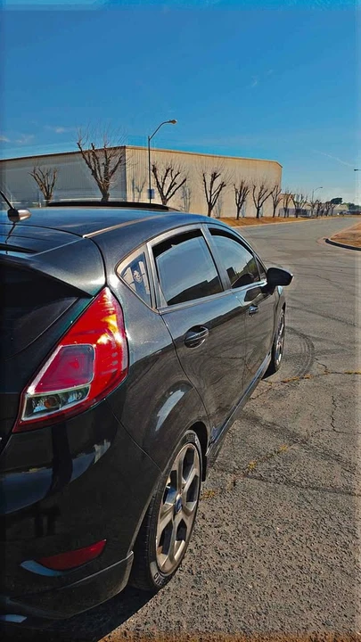 2014 Ford Fiesta - Image 4 of 8