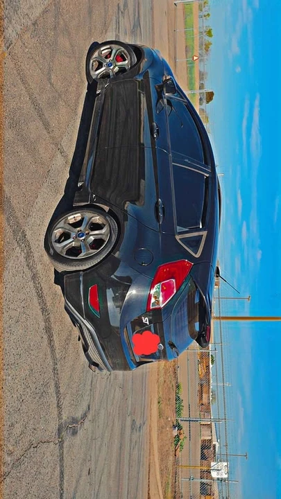 2014 Ford Fiesta - Image 5 of 8