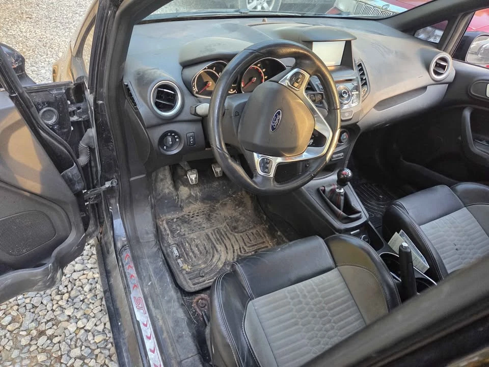 2014 Ford Fiesta - Image 7 of 8