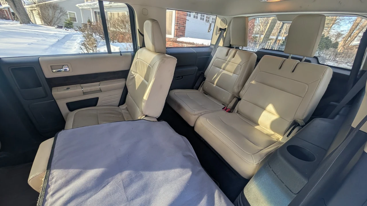 2014 Ford Flex - Image 9 of 11