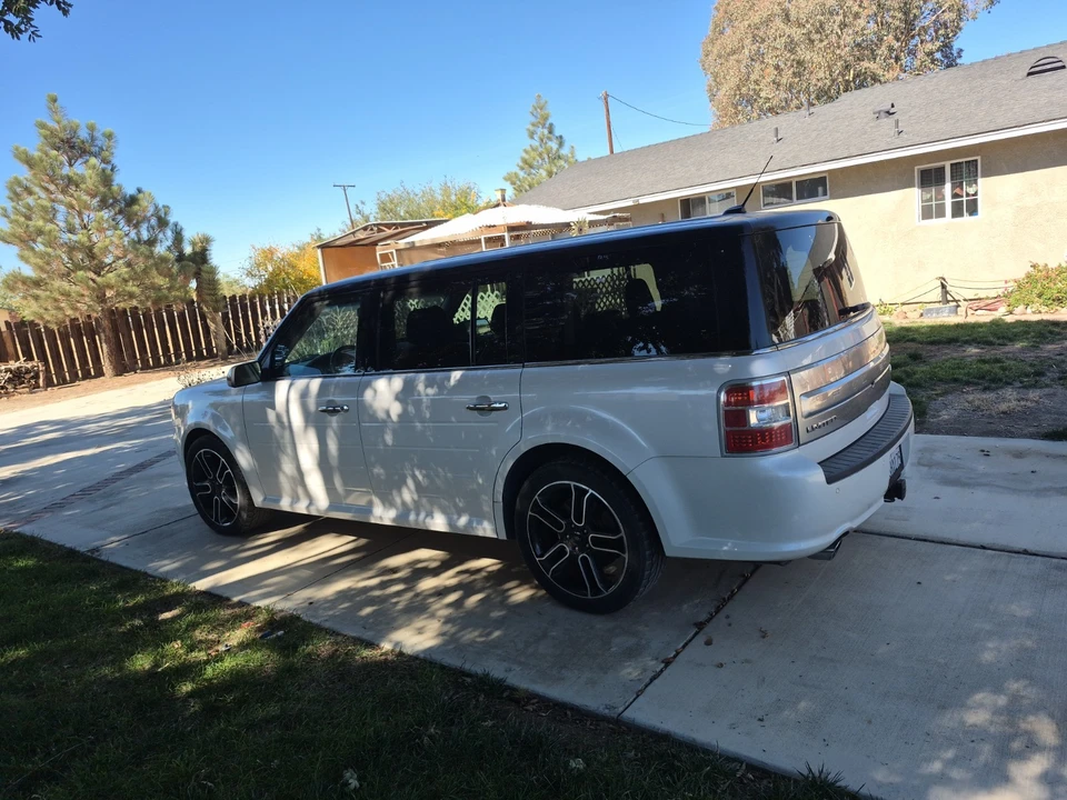 2014 Ford Flex - Image 4 of 8