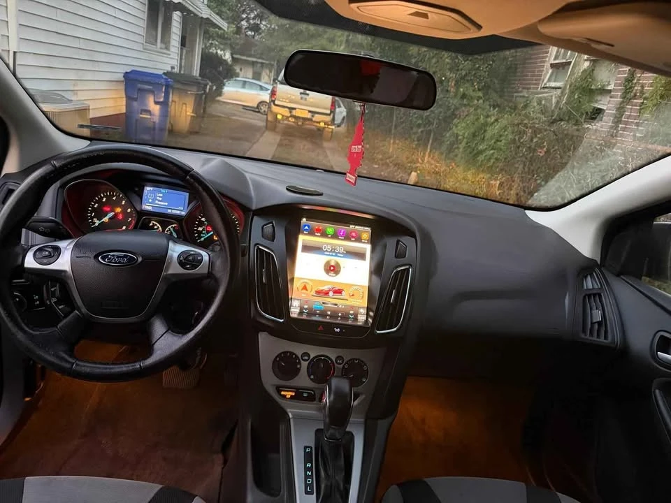 2014 Ford Focus 3rd Gen - Image 2 of 4