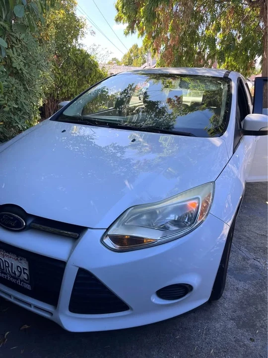 2014 Ford Focus 3rd Gen - Image 2 of 17