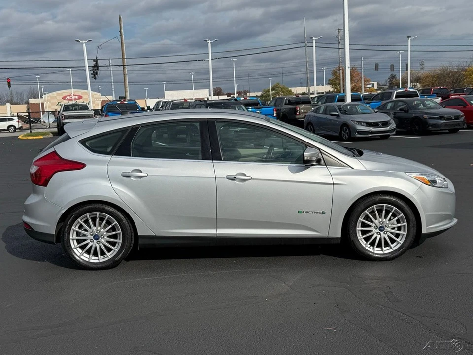 2014 Ford Focus 3rd Gen - Image 2 of 21