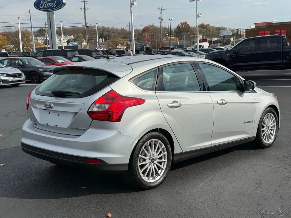 2014 Ford Focus 3rd Gen - Image 3 of 21