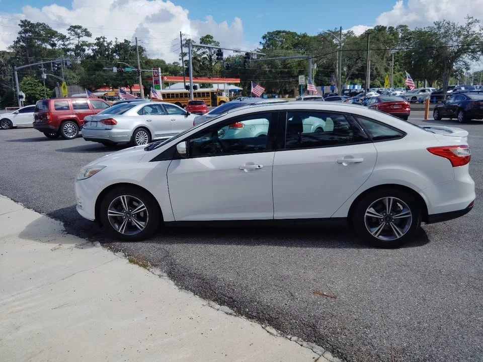 2014 Ford Focus 3rd Gen - Image 2 of 11