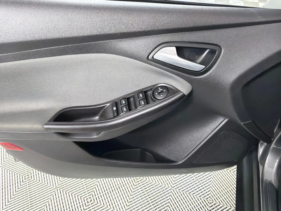 2014 Ford Focus 3rd Gen - Image 10 of 21