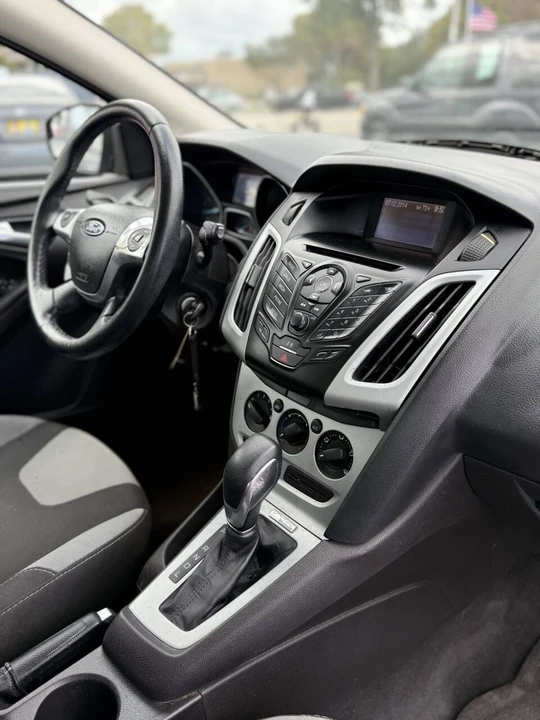 2014 Ford Focus 3rd Gen - Image 25 of 26