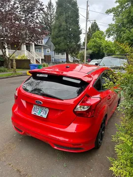 2014 Ford Focus SE Hatchback 4D
