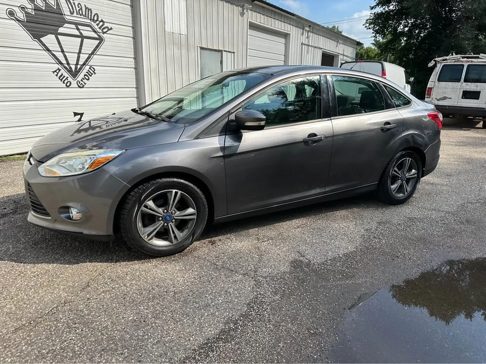 2014 Ford Focus 3rd Gen - Image 2 of 6