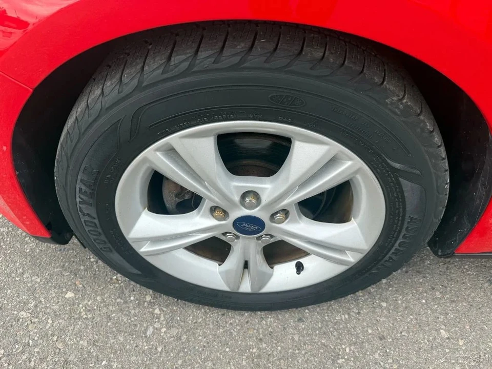 2014 Ford Focus 3rd Gen - Image 9 of 12