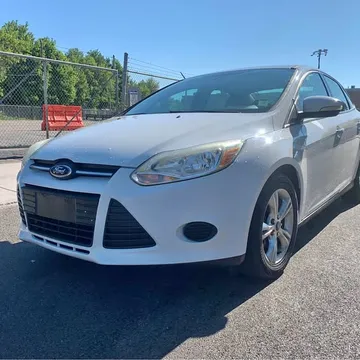2014 Ford Focus SE Sedan 4D