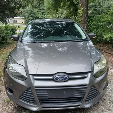 2014 Ford Focus SE Sedan 4D