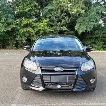 2014 Ford Focus SEL Hatchback 4D