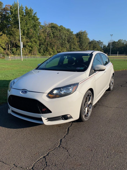 2014 Ford Focus 3rd Gen - Image 9 of 31