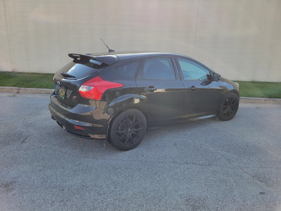 2014 Ford Focus ST 3rd Gen - Image 23 of 31