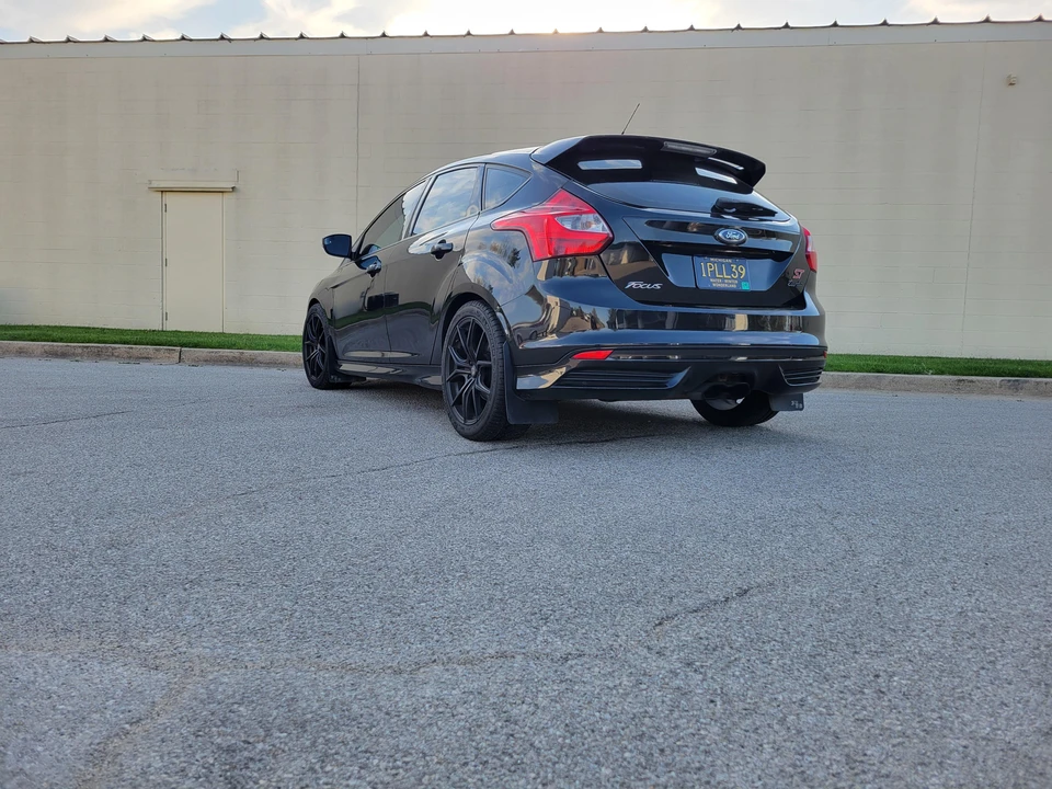 2014 Ford Focus ST 3rd Gen - Image 19 of 31