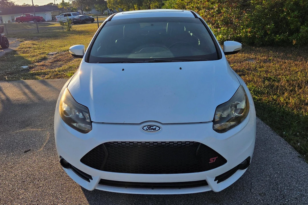 2014 Ford Focus ST 3rd Gen - Image 2 of 31