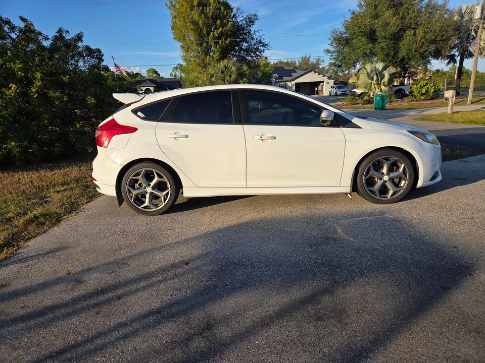 2014 Ford Focus ST 3rd Gen - Image 12 of 31