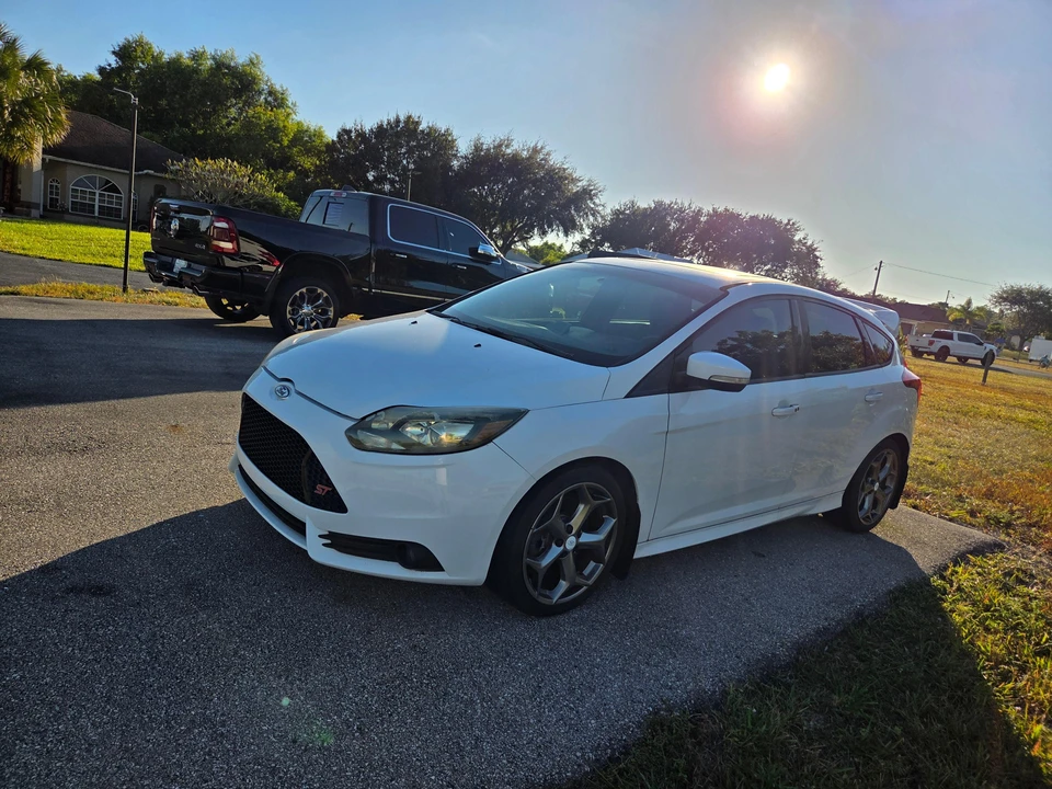 2014 Ford Focus ST 3rd Gen - Image 7 of 31