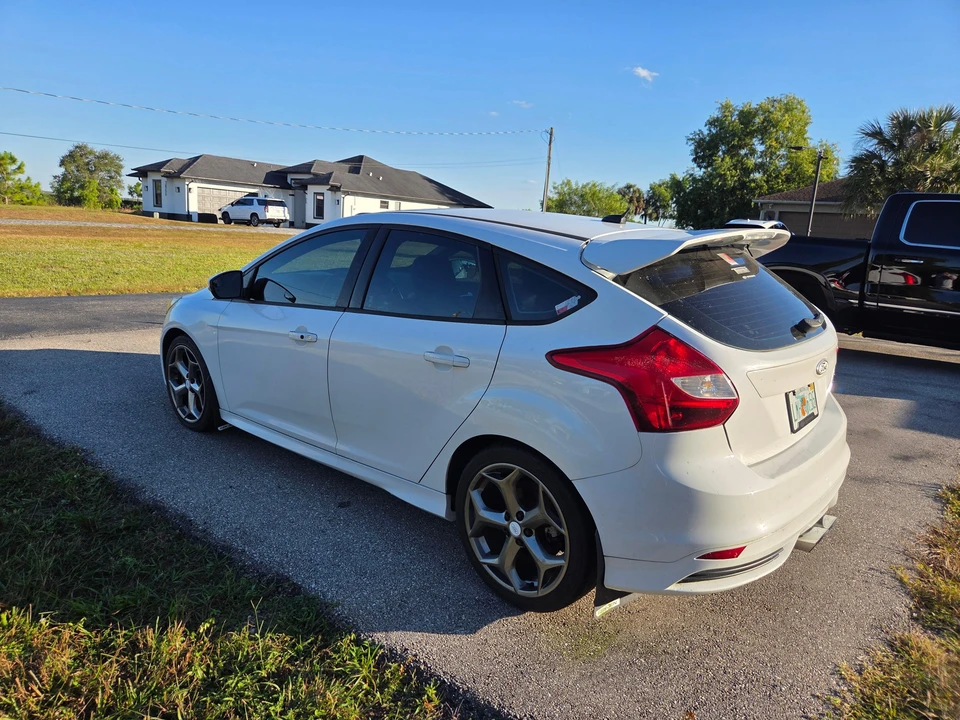 2014 Ford Focus ST 3rd Gen - Image 9 of 31