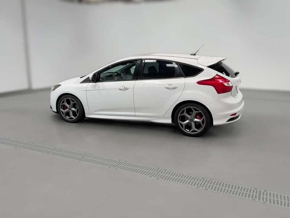 2014 Ford Focus ST 3rd Gen - Image 28 of 31