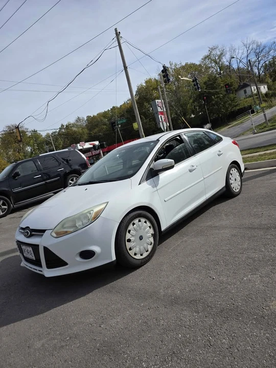 2014 Ford Focus 3rd Gen - Image 4 of 12