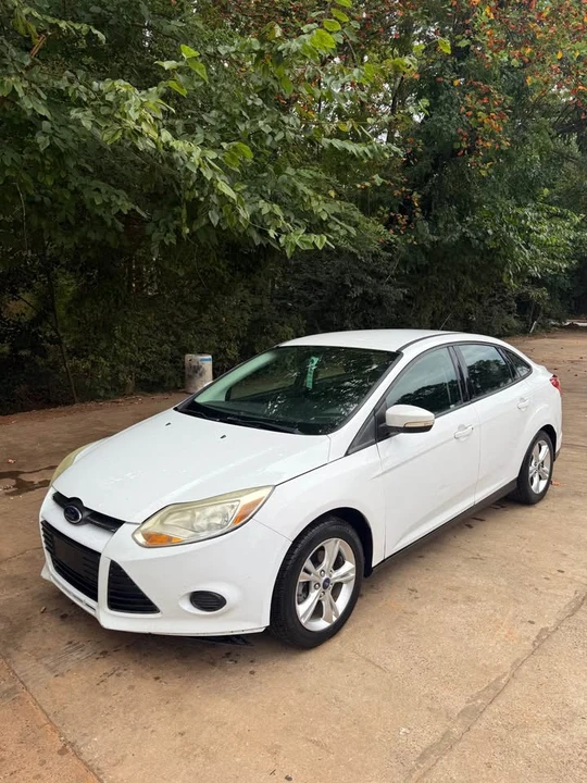 2014 Ford Focus 3rd Gen - Image 3 of 13