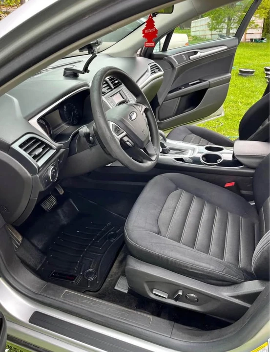 2014 Ford Fusion 2nd Gen - Image 14 of 16