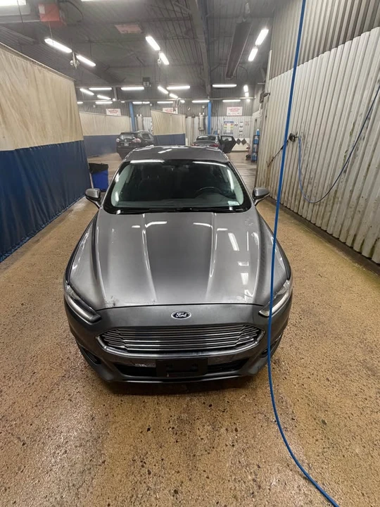 2014 Ford Fusion 2nd Gen - Image 4 of 10