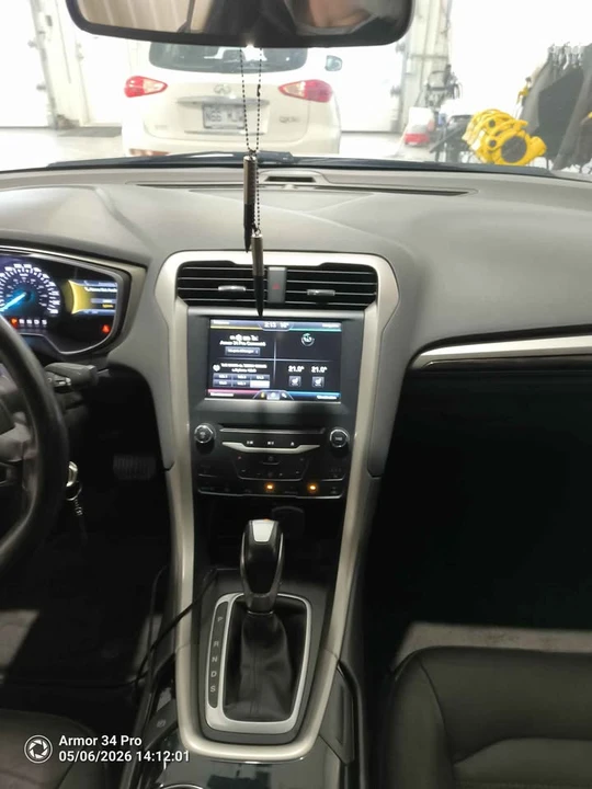 2014 Ford Fusion 2nd Gen - Image 12 of 17