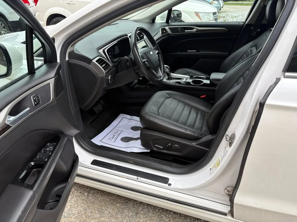 2014 Ford Fusion 2nd Gen - Image 18 of 20