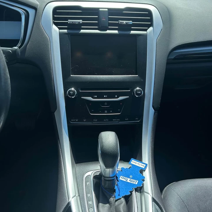 2014 Ford Fusion 2nd Gen - Image 13 of 14