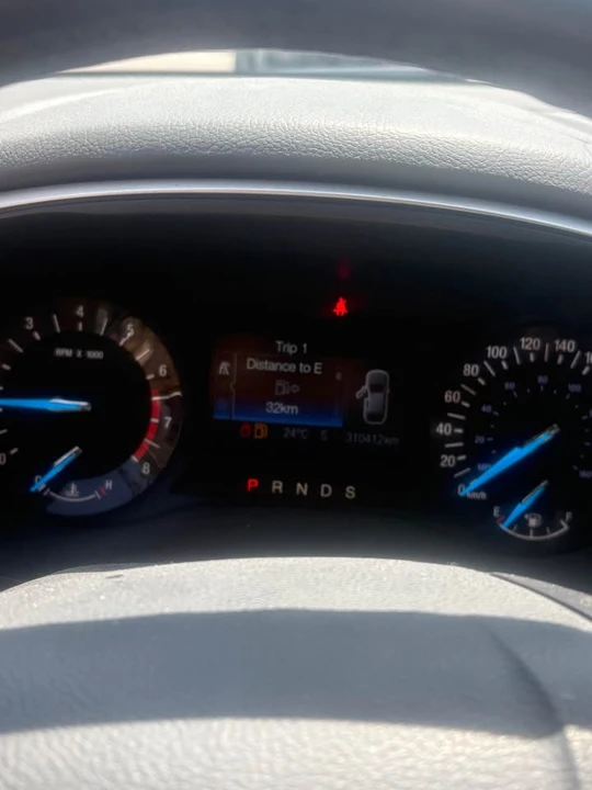 2014 Ford Fusion 2nd Gen - Image 5 of 7