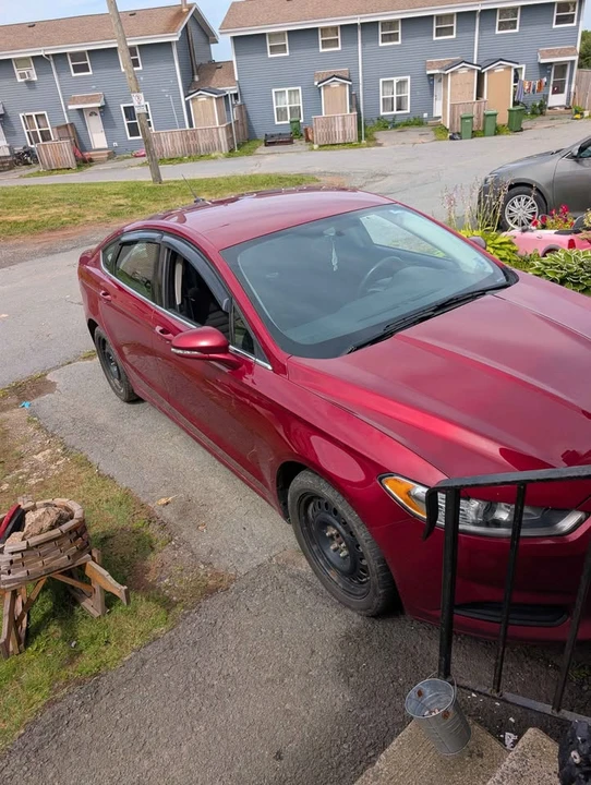2014 Ford Fusion 2nd Gen - Image 2 of 5