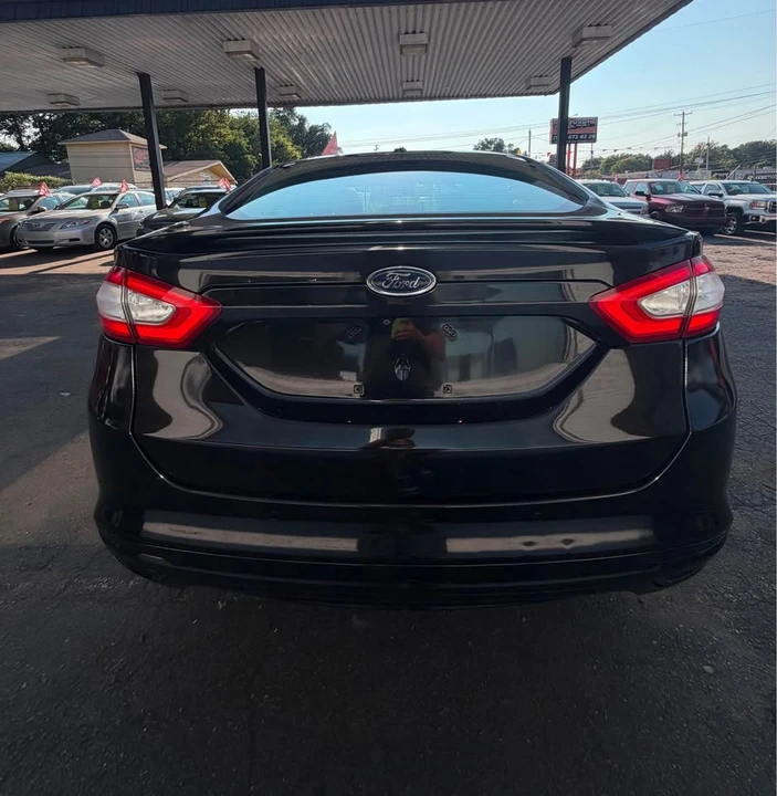 2014 Ford Fusion 2nd Gen - Image 5 of 18