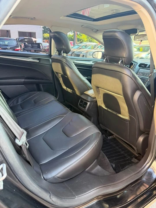 2014 Ford Fusion 2nd Gen - Image 14 of 18
