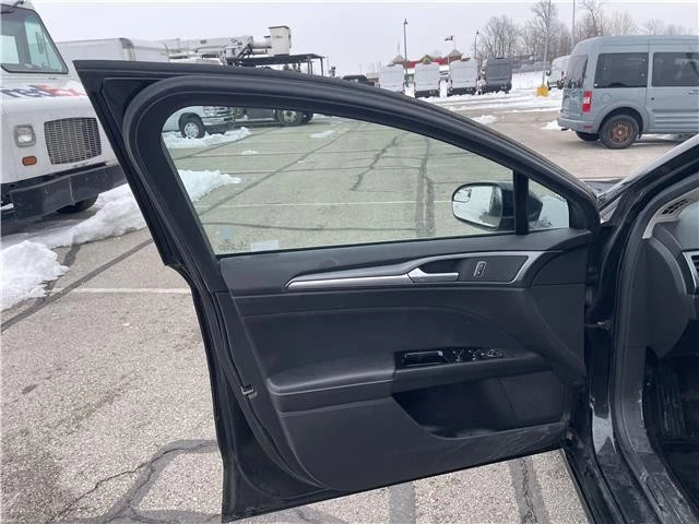 2014 Ford Fusion 2nd Gen - Image 18 of 21