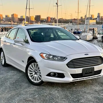 2014 Ford Fusion Plug-in Hybrid Titanium Sedan 4D